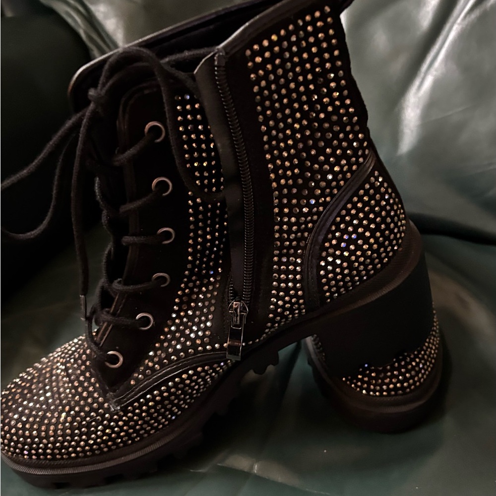 NEW! Sz 9 Madden Girl Black Studded Lace Up look - easy on ZIP ON side Boots - Picture 11 of 12